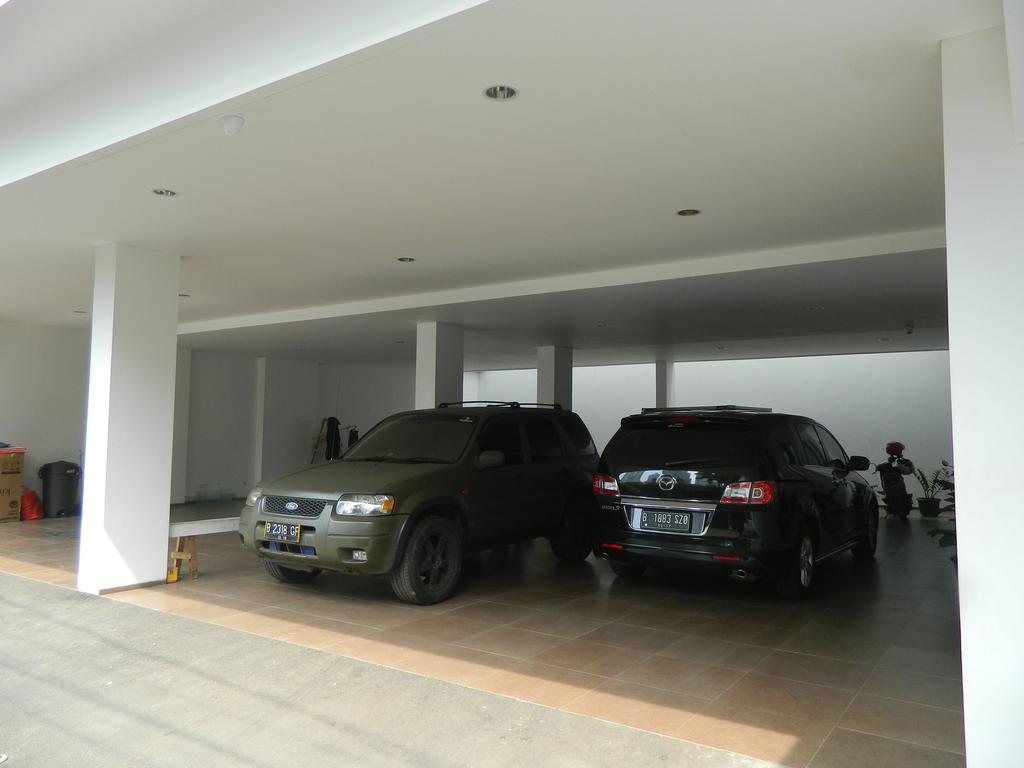 Hotel Mk House Scbd Giacarta Esterno foto