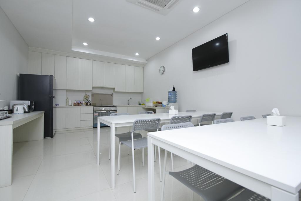 Hotel Mk House Scbd Giacarta Esterno foto