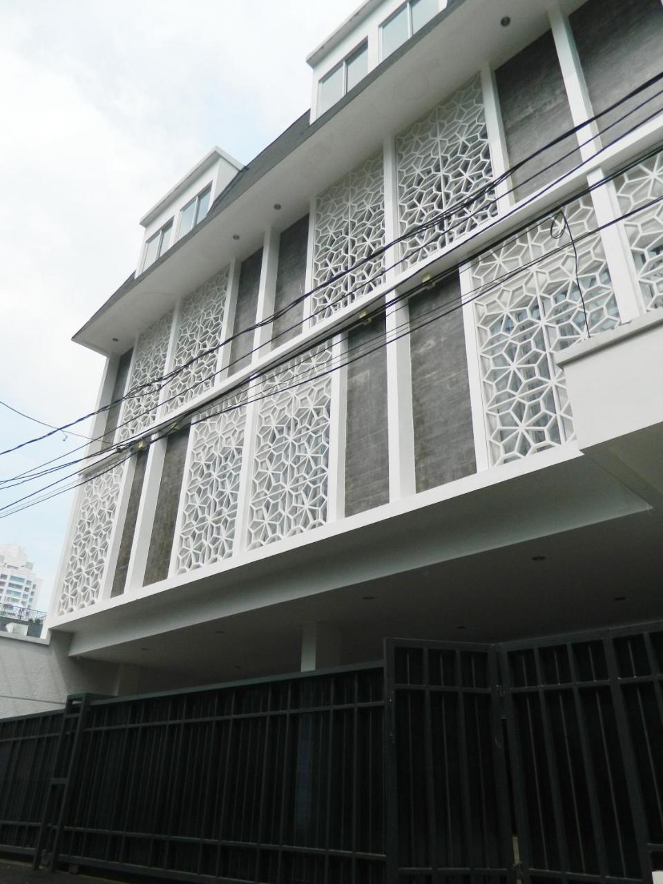 Hotel Mk House Scbd Giacarta Camera foto
